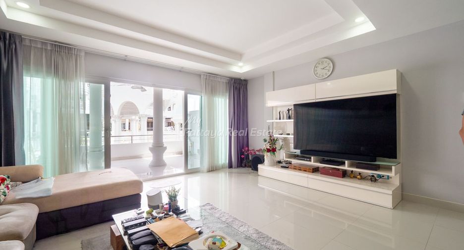 For sale 4 bedrooms townhouse in Bang Lamung, Chonburi
