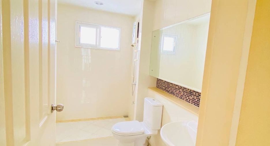 Haus zum Kauf mit 3 Zimmer in Khan Na Yao, Bangkok