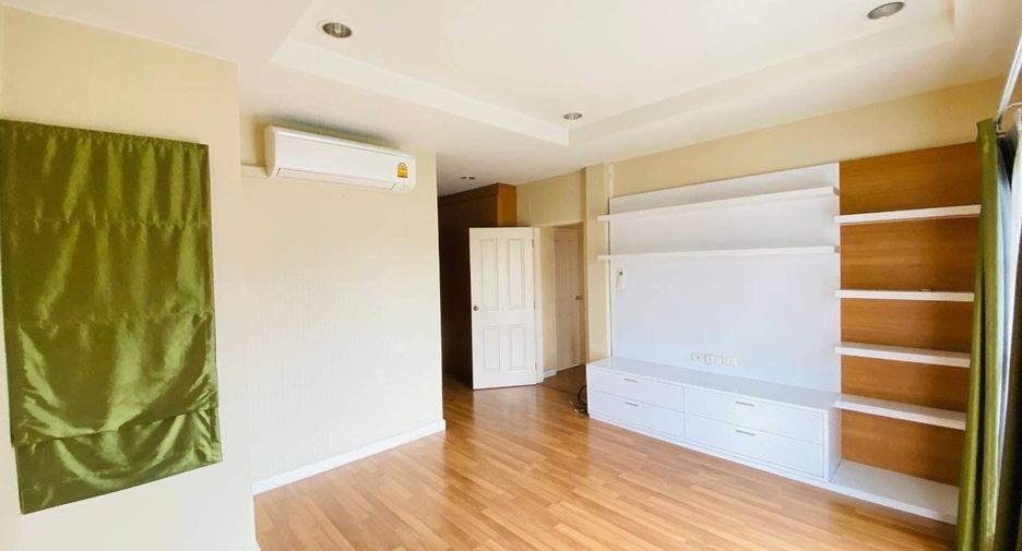 Haus zum Kauf mit 3 Zimmer in Khan Na Yao, Bangkok
