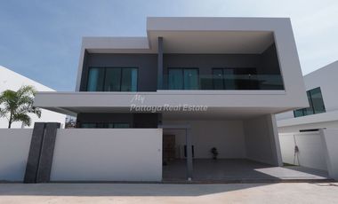 À vendre 5 chambres villa à Bang Lamung, Chonburi