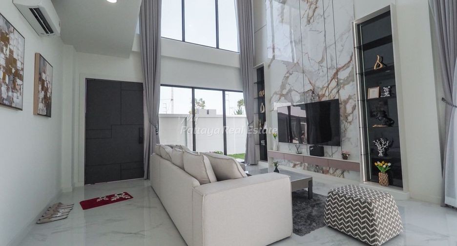 For sale 5 bedrooms villa in Bang Lamung, Chonburi