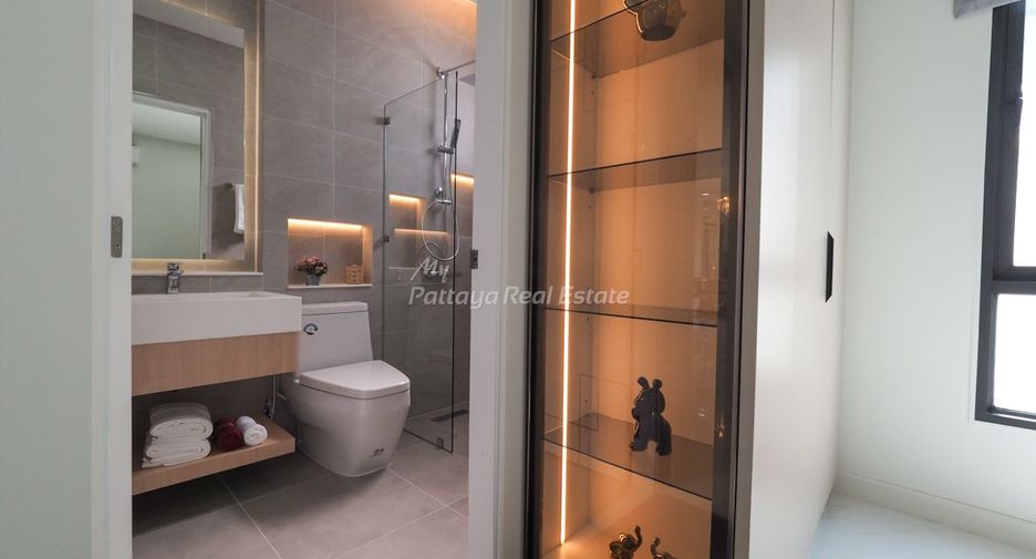 For sale 5 bedrooms villa in Bang Lamung, Chonburi
