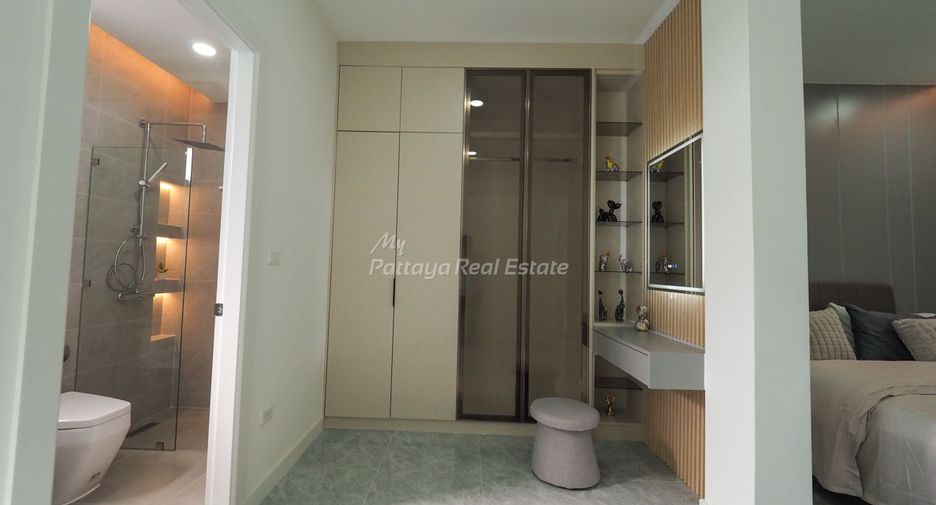 For sale 5 bedrooms villa in Bang Lamung, Chonburi