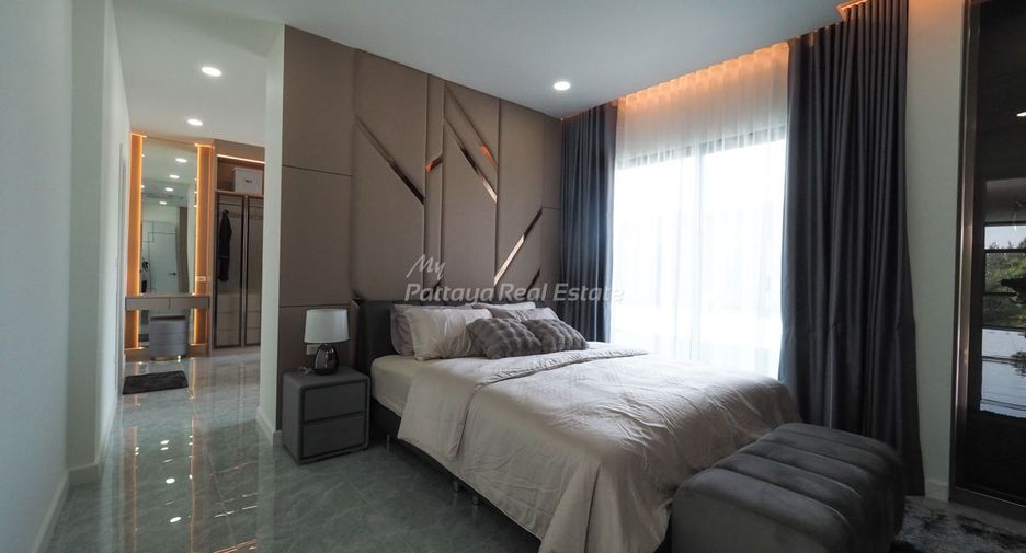 For sale 5 bedrooms villa in Bang Lamung, Chonburi