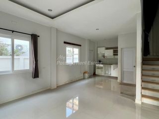 For sale 3 bedrooms townhouse in Bang Lamung, Chonburi