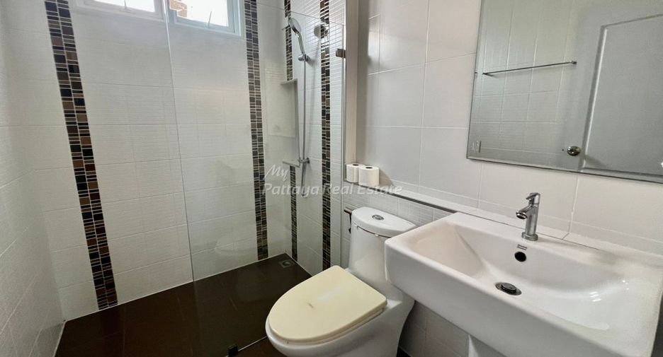 For sale 3 bedrooms townhouse in Bang Lamung, Chonburi