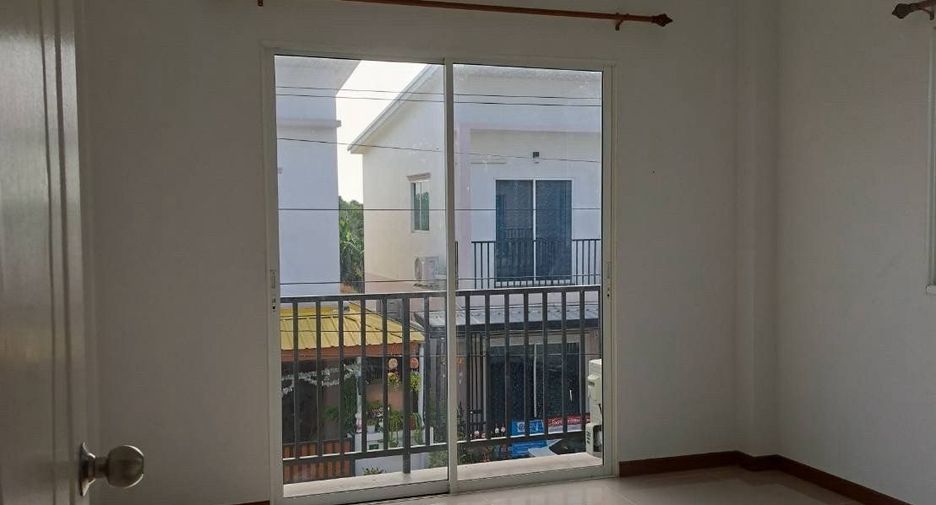 For sale 3 bedrooms house in Nong Chok, Bangkok