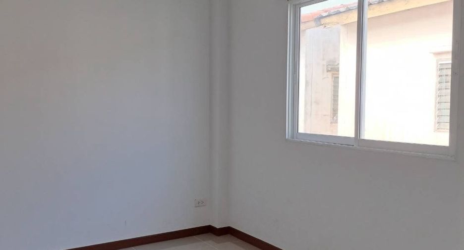 For sale 3 bedrooms house in Nong Chok, Bangkok
