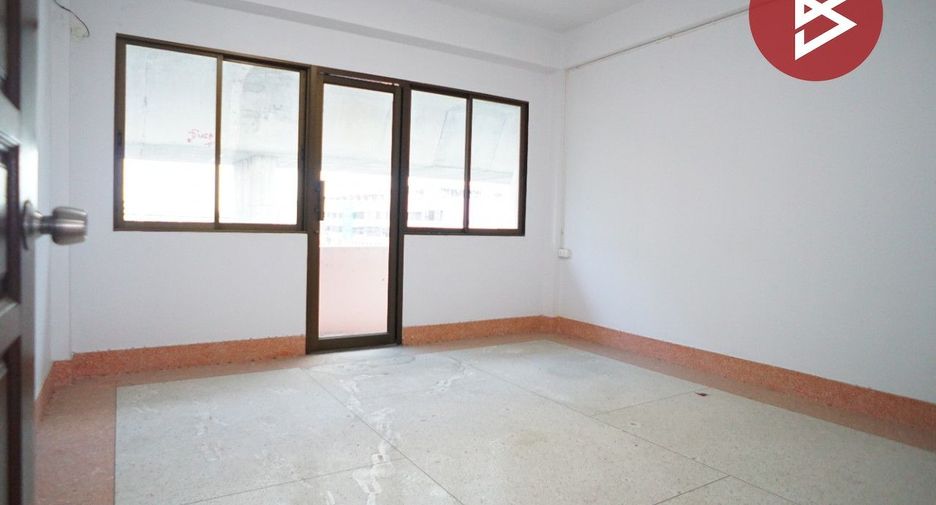 For rent and for sale retail Space in Lat Krabang, Bangkok
