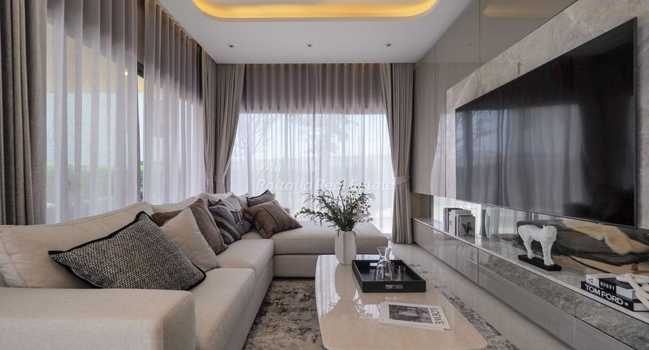 For sale 4 bedrooms villa in Bang Lamung, Chonburi