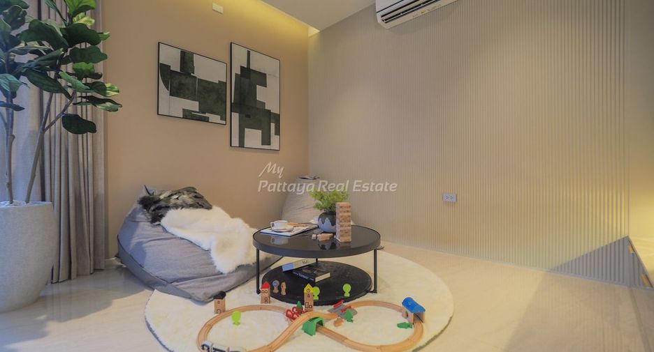 For sale 4 bedrooms villa in Bang Lamung, Chonburi
