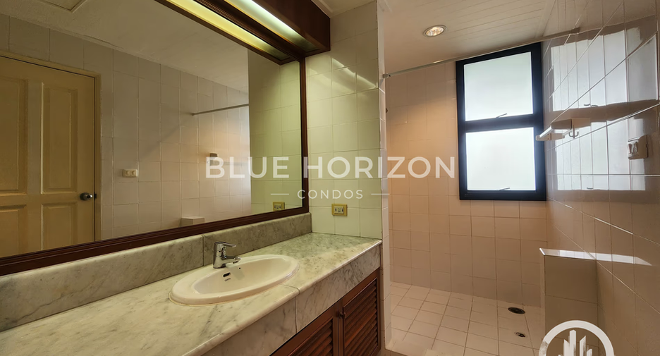 Wohnung zur Miete und zum Kauf mit 3 Zimmer in Bang Lamung, Chonburi
