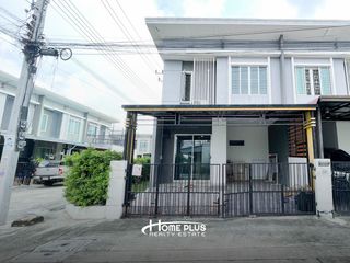 For sale 4 bedrooms townhouse in Mueang Pathum Thani, Pathum Thani