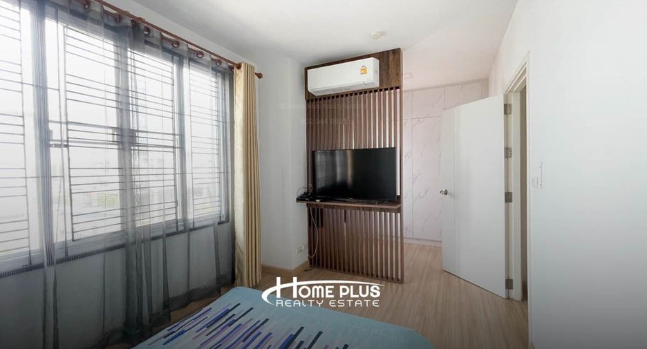 For sale 4 bedrooms townhouse in Mueang Pathum Thani, Pathum Thani