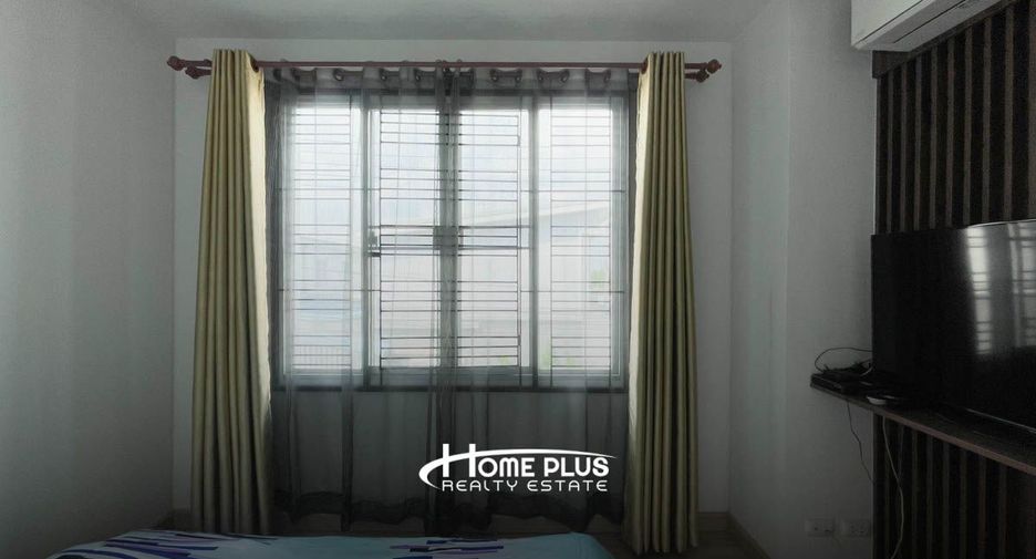 For sale 4 bedrooms townhouse in Mueang Pathum Thani, Pathum Thani