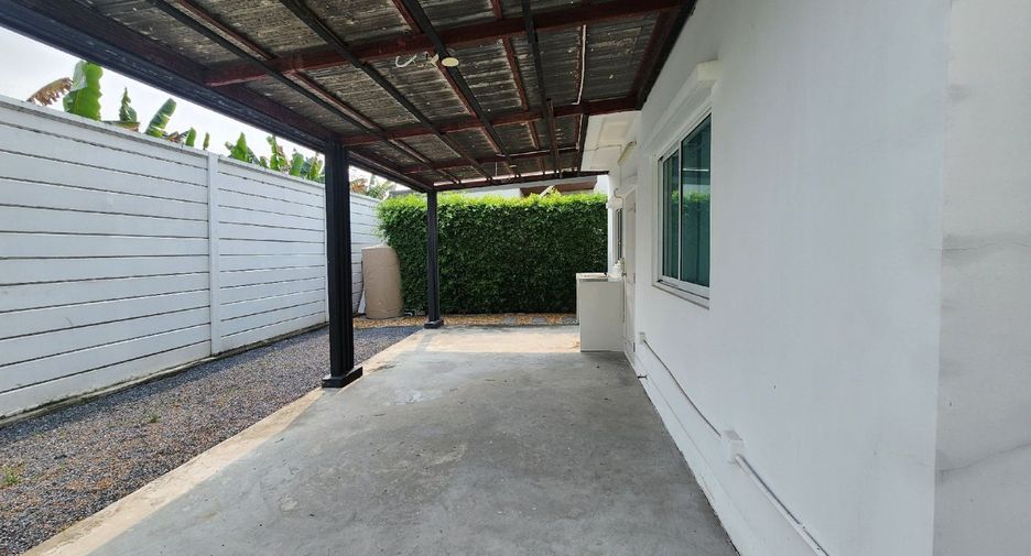 Haus zum Kauf mit 4 Zimmer in Khlong Sam Wa, Bangkok