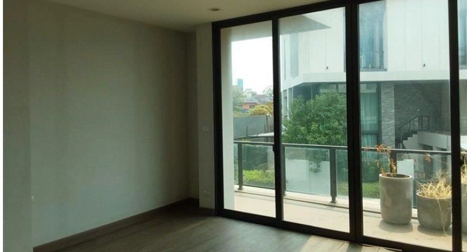 À vendre 5 chambres maison à Lat Phrao, Bangkok
