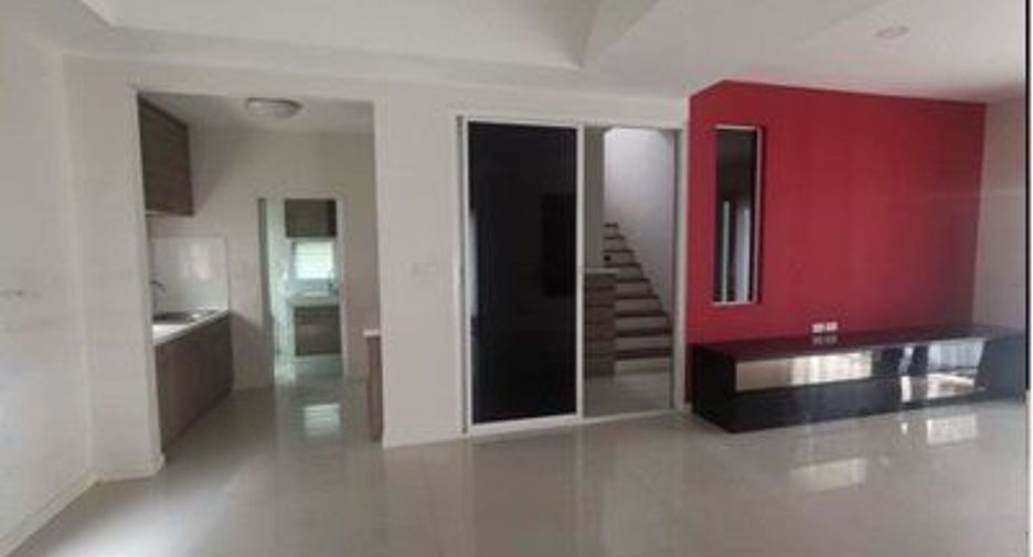 Haus zum Kauf mit 4 Zimmer in Bang Khae, Bangkok