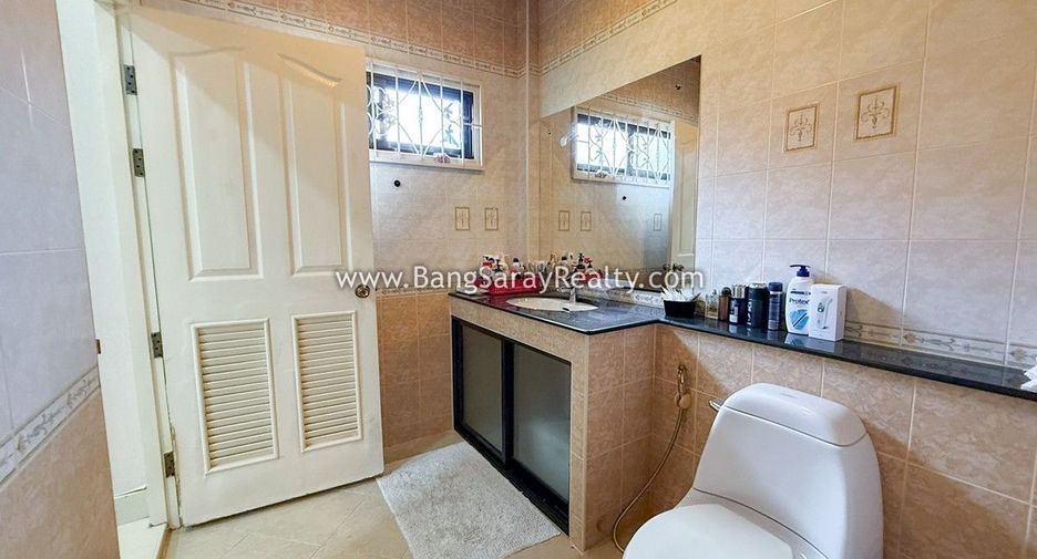 For sale 3 bedrooms house in Sattahip, Chonburi
