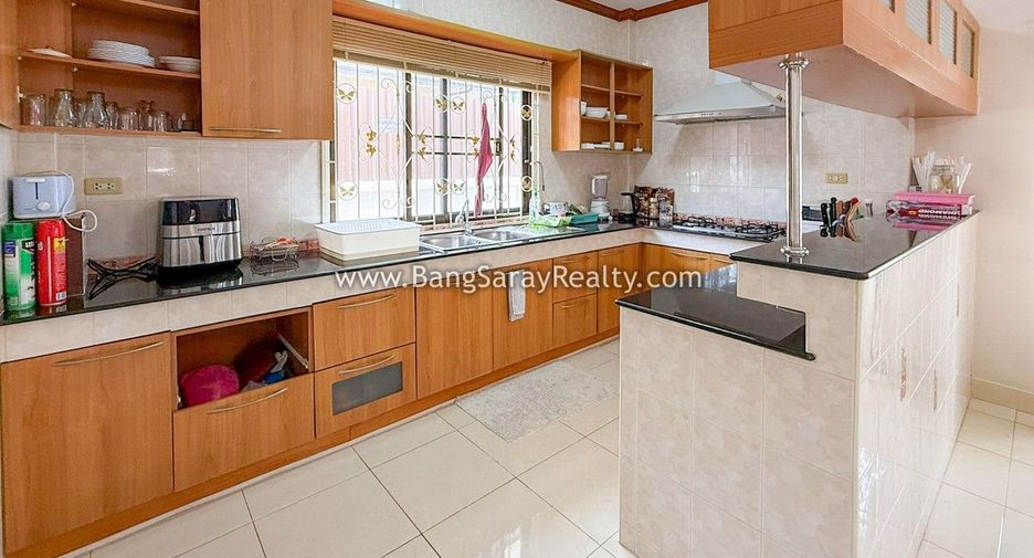 For sale 3 bedrooms house in Sattahip, Chonburi