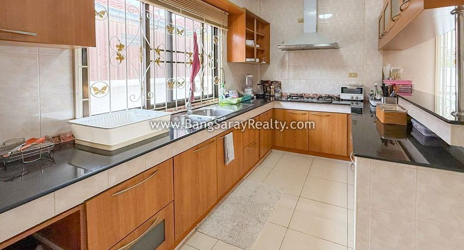 For sale 3 bedrooms house in Sattahip, Chonburi