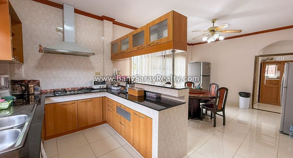 For sale 3 bedrooms house in Sattahip, Chonburi