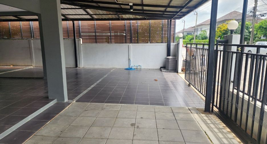 Casa en venta de 4 habitaciones en Min Buri, Bangkok