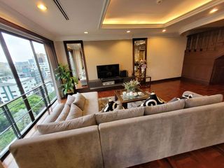For rent 4 ベッドルーム apartment in Pathum Wan, Bangkok