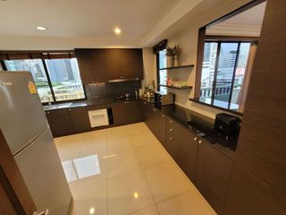 For rent 4 ベッドルーム apartment in Pathum Wan, Bangkok