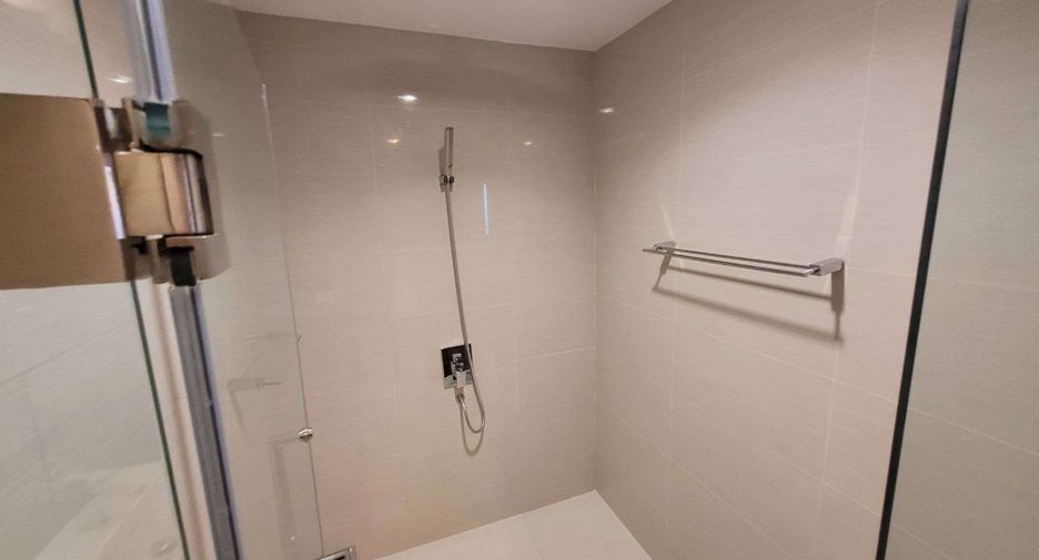 For rent 4 bedrooms apartment in Pathum Wan, Bangkok