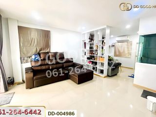 For sale 4 bedrooms townhouse in Sai Noi, Nonthaburi