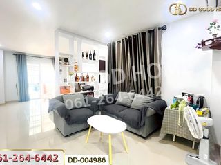 For sale 4 bedrooms townhouse in Sai Noi, Nonthaburi