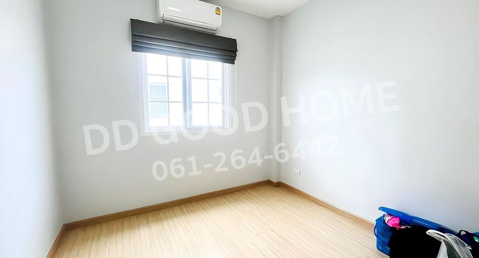 For sale 4 bedrooms townhouse in Sai Noi, Nonthaburi