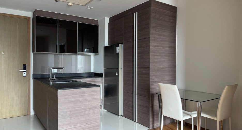 Condo en venta de 1 habitaciones en Khlong Toei, Bangkok