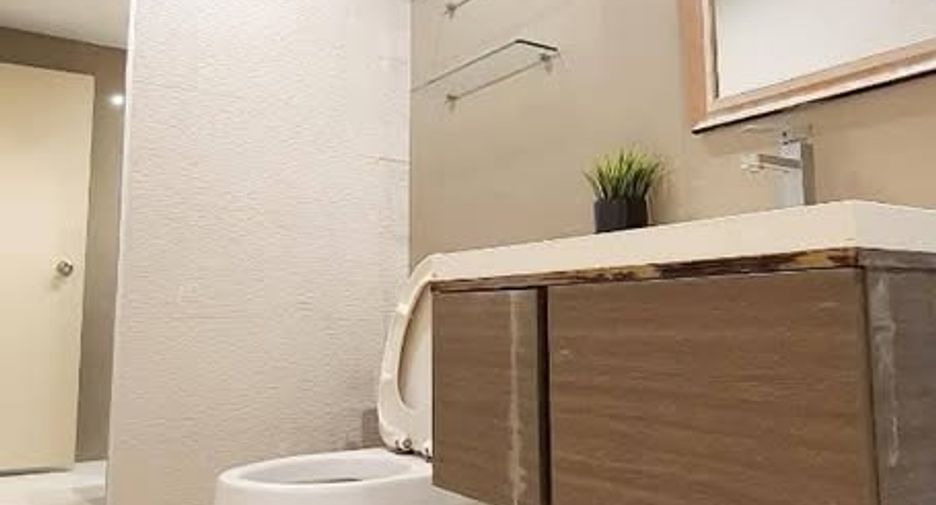 For sale 2 ベッドルーム condo in Pak Kret, Nonthaburi