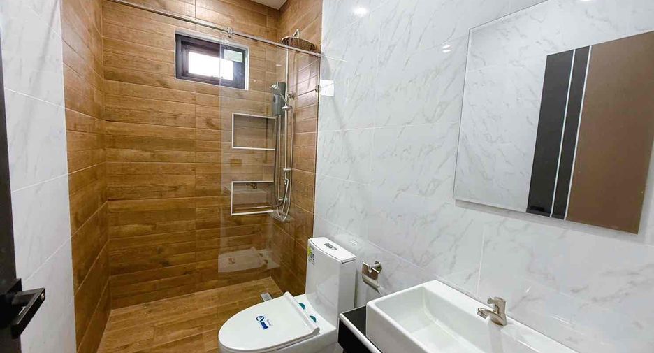 For sale 3 bedrooms house in Bang Lamung, Chonburi