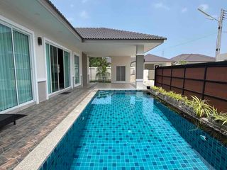 Haus zur Miete mit 3 Zimmer in Bang Lamung, Chonburi