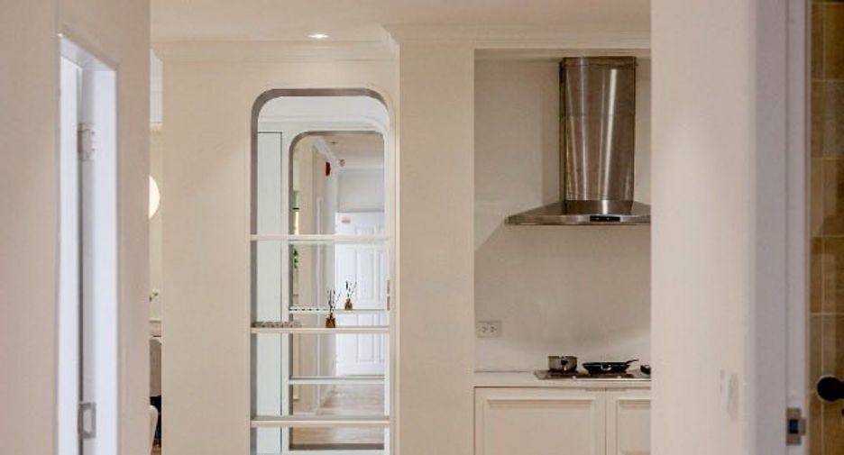 For sale 3 bedrooms condo in Watthana, Bangkok