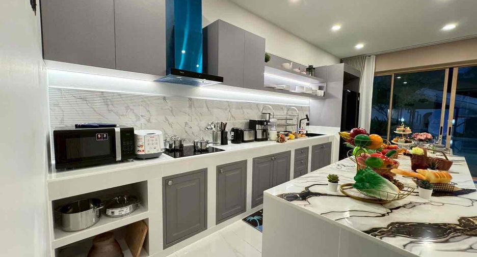 À vendre 5 chambres villa à Bang Lamung, Chonburi