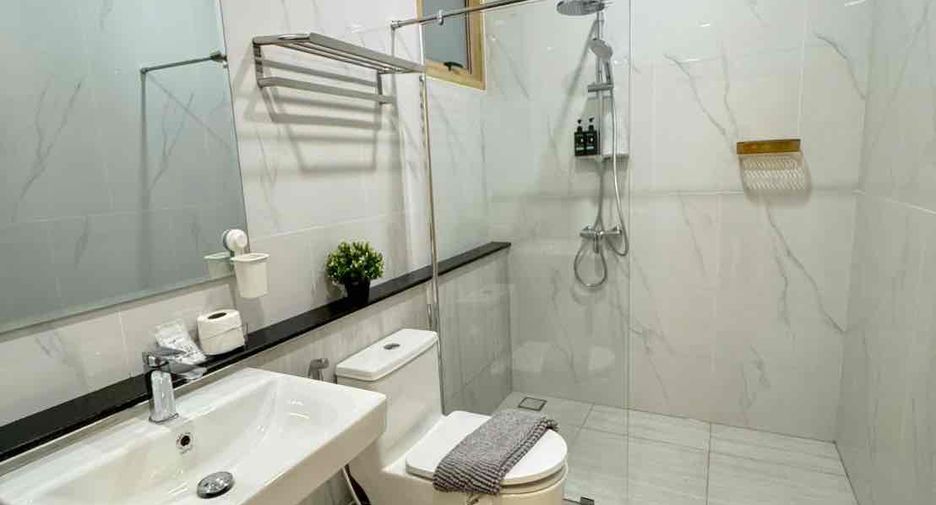 À vendre 5 chambres villa à Bang Lamung, Chonburi