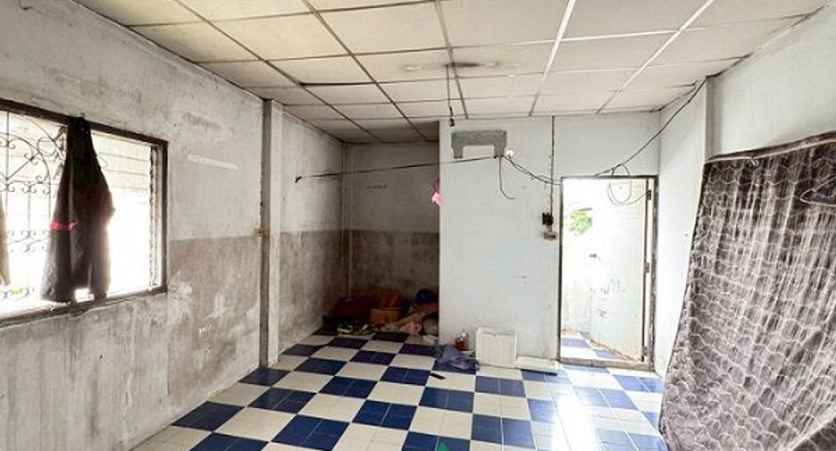 Local comercial en venta de 4 habitaciones en Mueang Samut Sakhon, Samut Sakhon