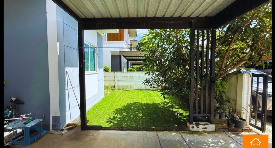 出售 3 卧室 独立屋 在 Sai Noi, Nonthaburi