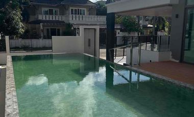 For sale 4 bedrooms villa in Mueang Phuket, Phuket