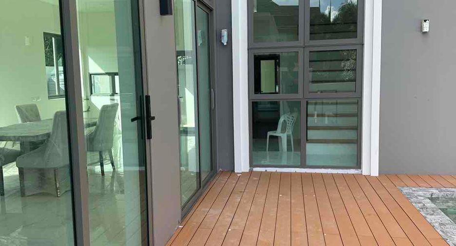 For sale 4 bedrooms villa in Mueang Phuket, Phuket
