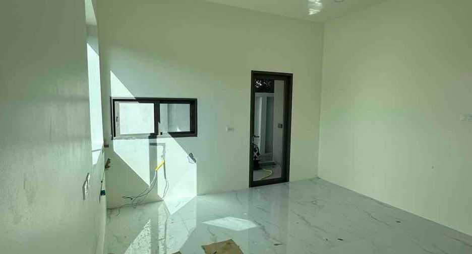For sale 4 bedrooms villa in Mueang Phuket, Phuket
