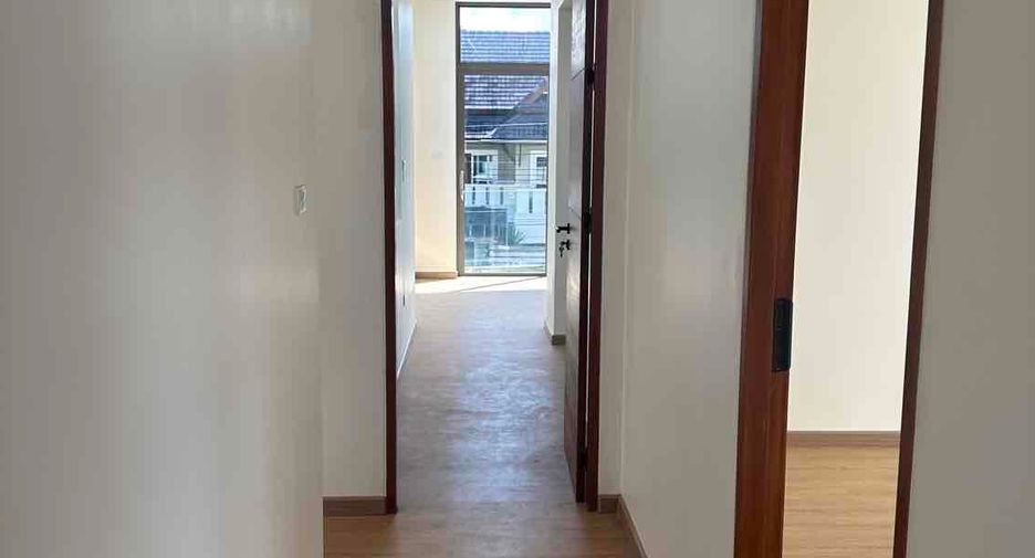 For sale 4 bedrooms villa in Mueang Phuket, Phuket
