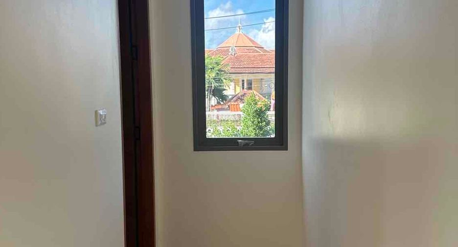 For sale 4 bedrooms villa in Mueang Phuket, Phuket