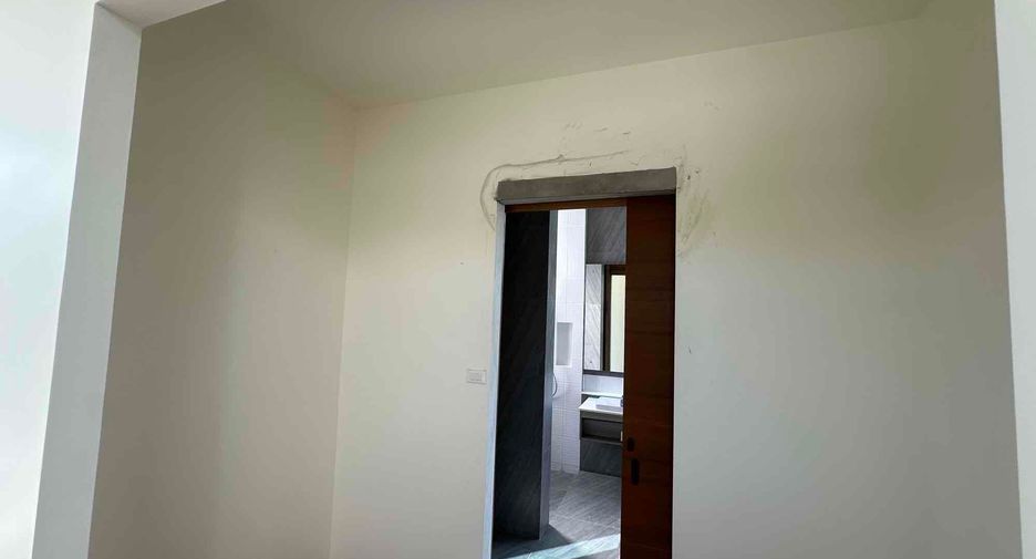 For sale 4 bedrooms villa in Mueang Phuket, Phuket