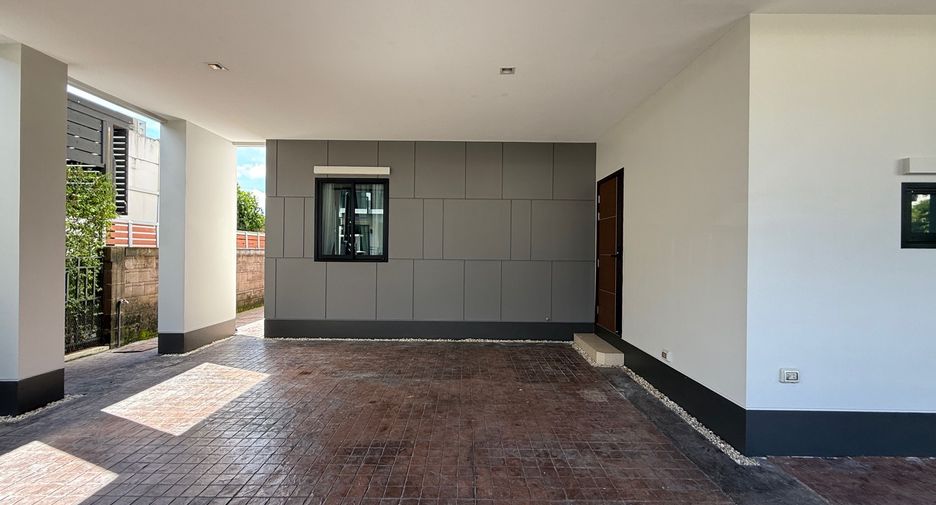 For rent and for sale 5 bedrooms house in Saraphi, Chiang Mai