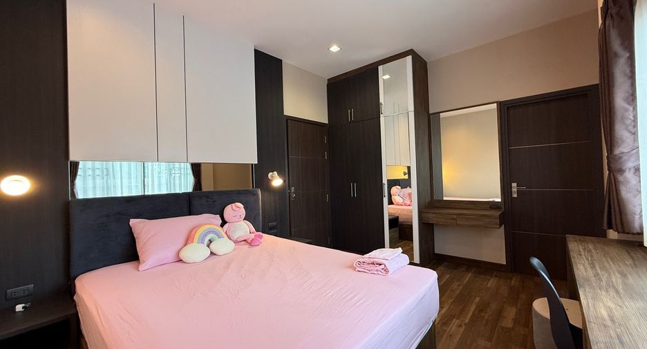 For rent and for sale 5 bedrooms house in Saraphi, Chiang Mai